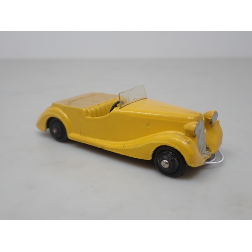 140 - A Dinky Toys No.38b yellow Sunbeam Talbot