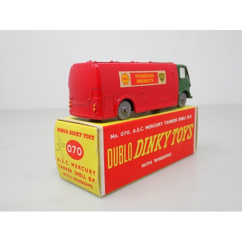 18 - Dublo Dinky Toys 070 Mercury Tanker, mint, superb box
Model in mint condition. Box in superb conditi... 