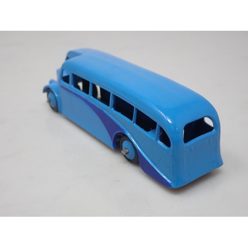 21 - Dinky Toys 29e Single Deck Bus, blue with blue hubs, mint
A superb example in mint condition ideal f... 