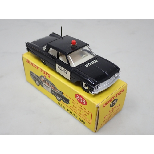 260 - A boxed Dinky Toys No.258 U.S.A. Police Car