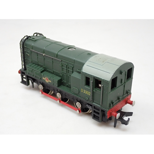 270 - A boxed Hornby-Dublo 2-rail No.2231 0-6-0 Diesel Shunter