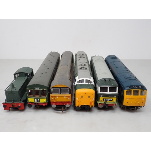 280 - Five unboxed Hornby and Bachmann 00 gauge diesel Locomotives including Class 58, Class 25, Class 55 ... 