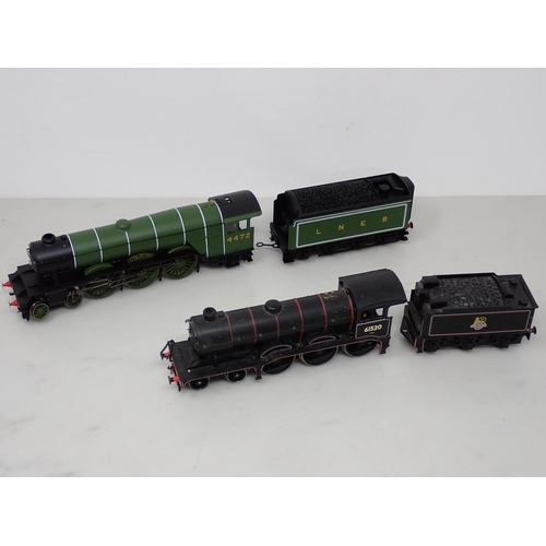 284 - Five unboxed Hornby 00 gauge Locomotives including 'Flying Scotsman', 'Sir Edward Elgar', 'Fitzwilli... 