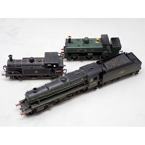 285 - Five unboxed Hornby 00 gauge Locomotives, four Coaches and various Wagons