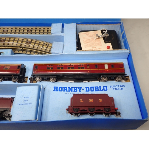 3 - Hornby-Dublo EDP2 ‘Duchess of Atholl’ Set, near mint and boxed
Set contents in near mint condition, ... 