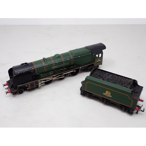 322 - A boxed Hornby-Dublo L12 'Duchess of Montrose' and unboxed Tender