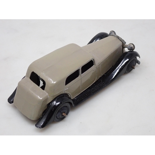 330 - A Dinky Toys No.30c fawn Daimler