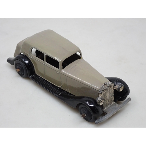 330 - A Dinky Toys No.30c fawn Daimler