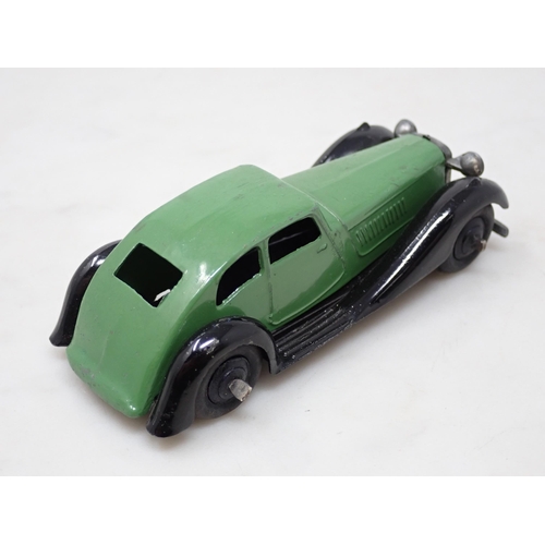 331 - A Dinky Toys No.36d light green Rover