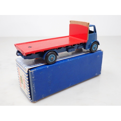 344 - A boxed Dinky Toys No.512 blue and red Guy Flat Truck