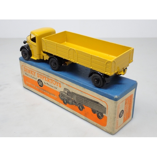 348 - A boxed Dinky Toys No.521 yellow Bedford Articulated Lorry