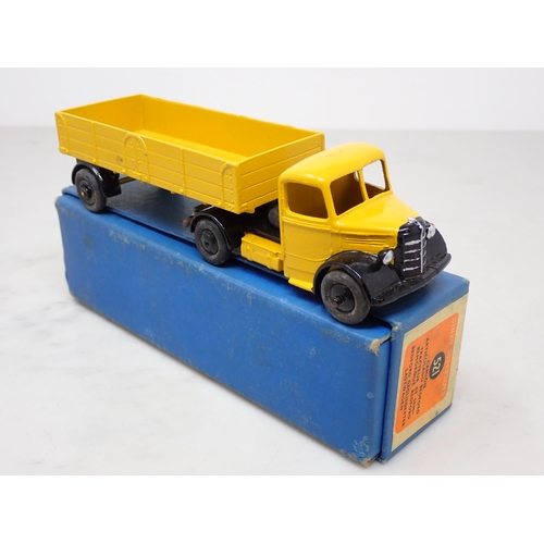 348 - A boxed Dinky Toys No.521 yellow Bedford Articulated Lorry