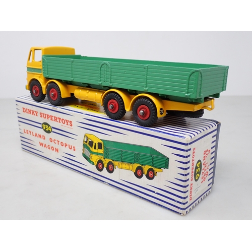 353 - A boxed Dinky Toys No.934 Leyland Octopus Wagon