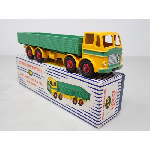 353 - A boxed Dinky Toys No.934 Leyland Octopus Wagon