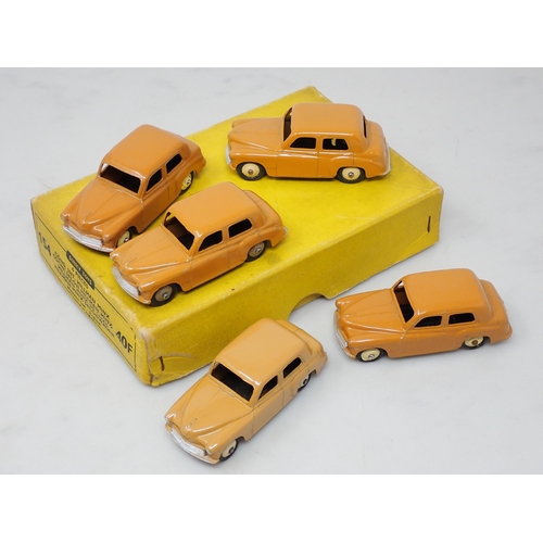 355 - A Dinky Toys No.154/40F Hillman Minx Trade Box with five models in box