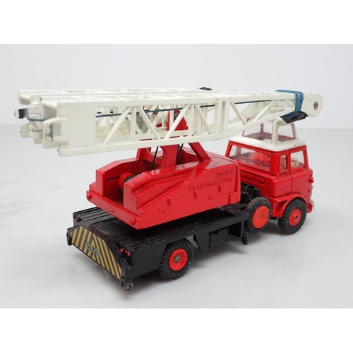 358 - A boxed Dinky Toys No.970 Jones Fleetmaster Cantilever Crane