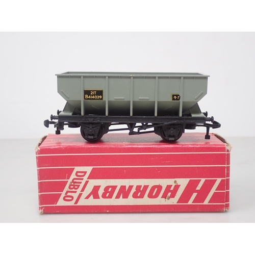 36 - Hornby-Dublo 4644 Hopper Wagon, unused and boxed
Model in mint condition, no signs of use to the whe... 