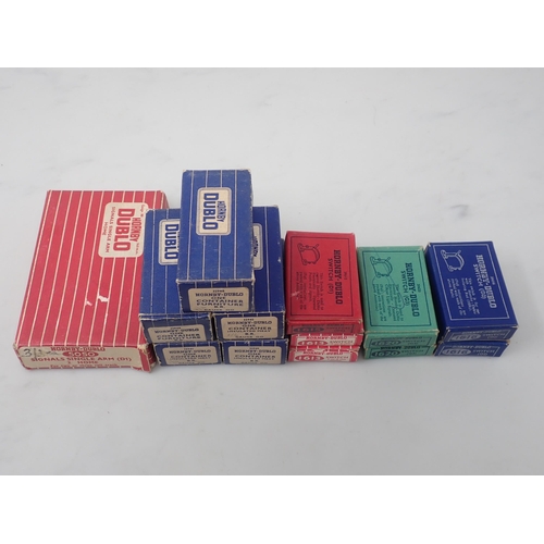 60 - Hornby-Dublo 5 Containers, 7 Switches and 1 Box 5050 Signals, near mint to mint, boxed
Five wagon co... 