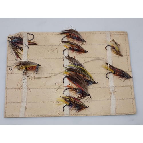 813 - A wooden box containing approximately 72 old Salmon Flies including gut tied (Provenance: Gliffaes C... 