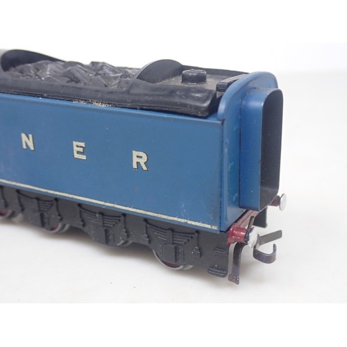 268 - A boxed Hornby-Dublo EDL1 'Sir Nigel Gresley' with unboxed Tender