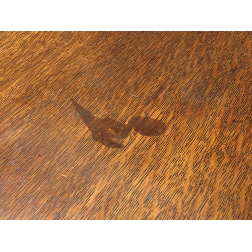 25 - A Victorian oak wind-out extending Dining Table with two spare leaves (one modern replacement) 9ft 7... 