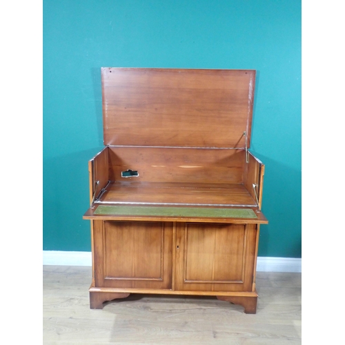 382 - A reproduction yew veneered Hi-Fi Cabinet 3ft 1in W x 2ft 11in H