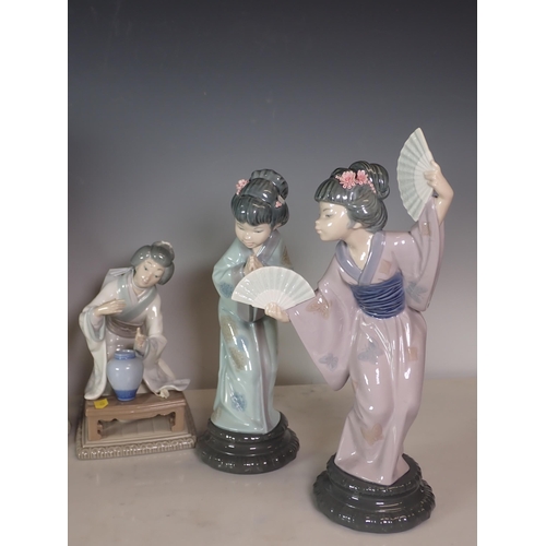 550 - Six Lladro Figurines