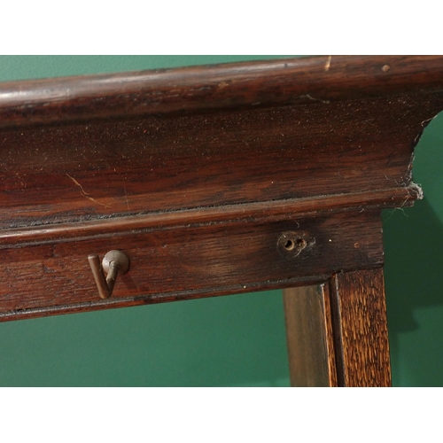 675 - An oak Dresser Rack 5ft 7in W x 4ft 5in H