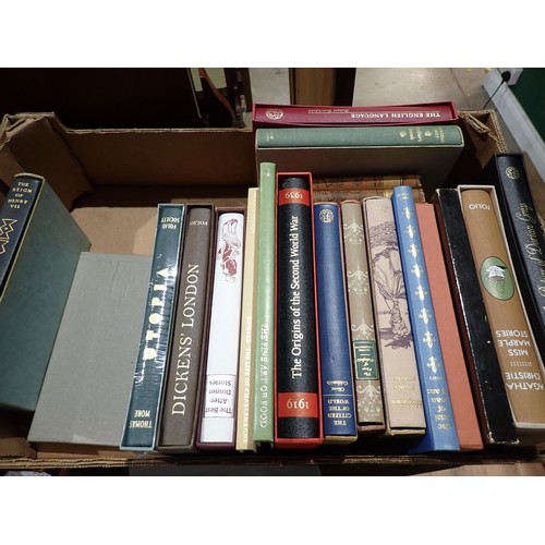 584 - BOX: Folio Society volumes, chiefly in slip cases, and some poetry  (Box)