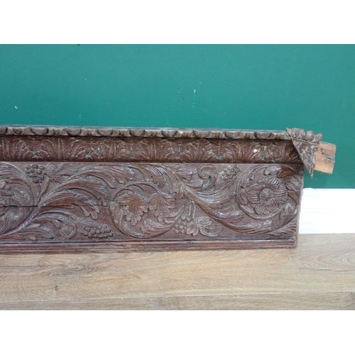 318 - An antique oak Pelmet with acanthus leaf carved decoration A/F 5ft 9in W x 10in H