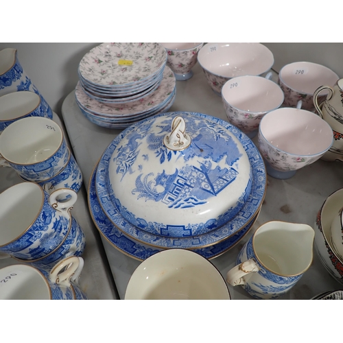 290 - A Royal Worcester blue and white pagoda pattern Part Service including, Jug, Cups, Saucers, Tureen e... 