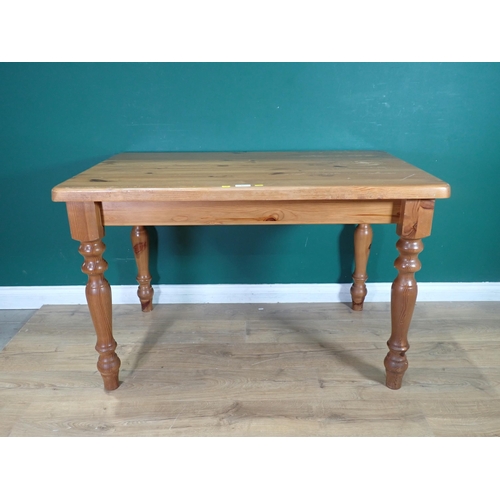 87 - A pine Kitchen Table H 31