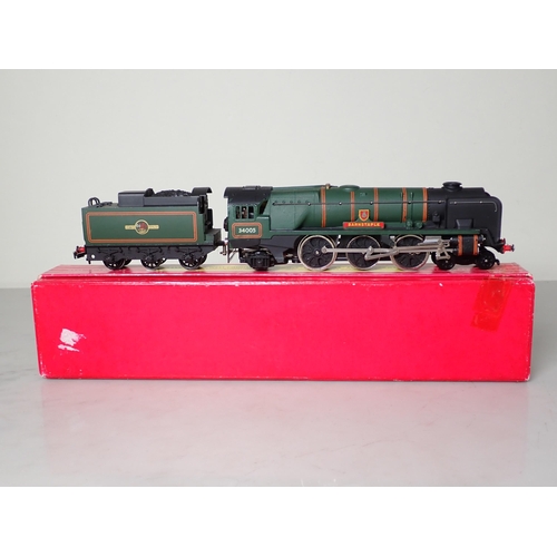 1005 - A Hornby Dublo 2235 'Barnstaple' in mint condition. Box Ex plus, small mark on one edge, complete wi... 