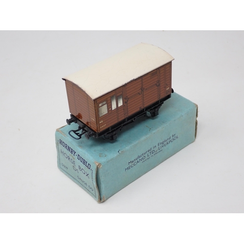 1039 - A Hornby Dublo pre-war D1 LNER Horse Box and D1 LNER Goods Van. Generally Ex plus, chassis sound but... 