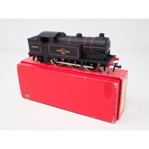 1043 - A Hornby Dublo 2217 0-6-2T, unused in mint condition, no signs of use to the wheels, comes with oper... 