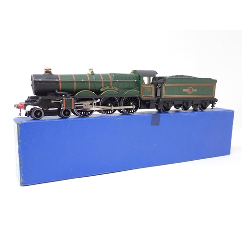 1044 - A Hornby Dublo EDLT20 'Bristol Castle' Locomotive, unused and in mint condition, no sign of use to t... 