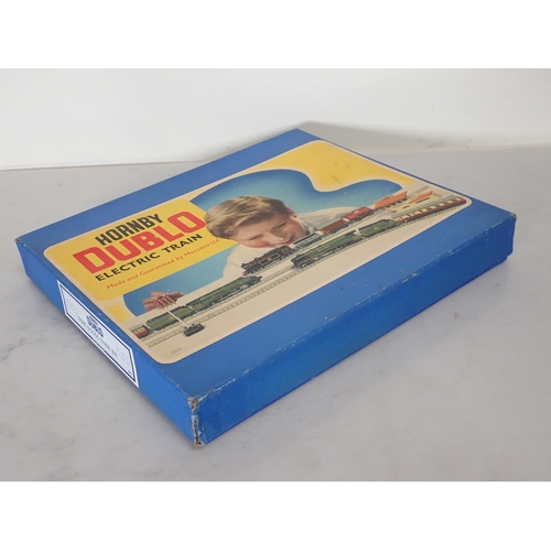 1049 - A Hornby Dublo EDG17 Goods Set, the contents in mint condition, box in excellent to excellent plus c... 