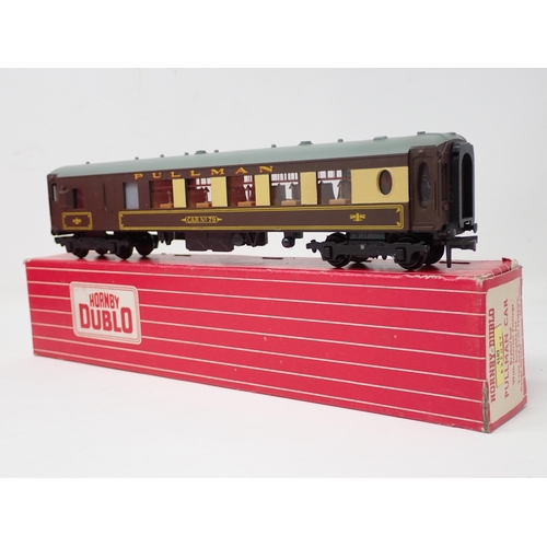 1055 - Seven boxed Hornby Dublo 2-rail Coaches comprising 4035, 4036, 2x 4037, all unused. Plus 4081 in exc... 