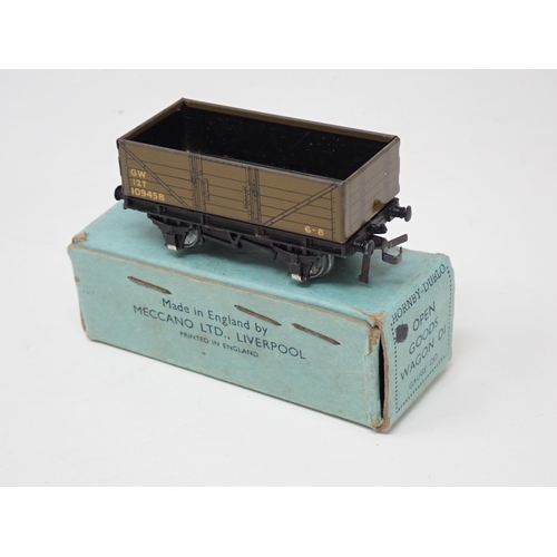 1059 - A Hornby Dublo D1 GWR Open Wagon, mint condition, March 1948, box with GW sticker