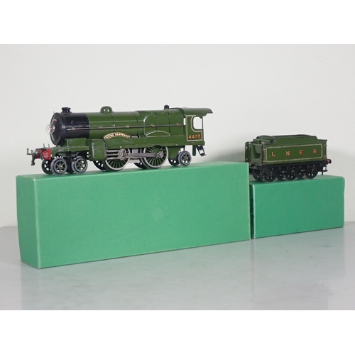 1088 - A Hornby 0 gauge 3-rail electric No.3E 'Flying Scotsman' 4-4-2 and Tender, both in reproduction boxe... 