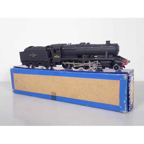 1109 - A boxed Hornby Dublo LT25 8F 2-8-0 Locomotive No.48158