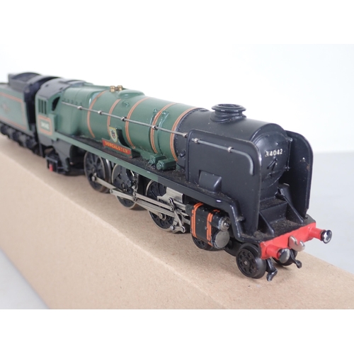 1117 - An unboxed Hornby Dublo 2-rail West Country Locomotive with Wrenn body 'Dorchester' in B.R. green li... 