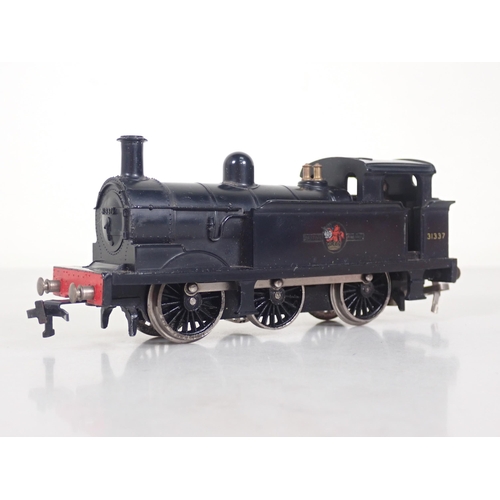 1119 - A boxed Hornby Dublo 2206 black 0-6-0T Locomotive and a boxed 2207 green 0-6-0T Locomotive