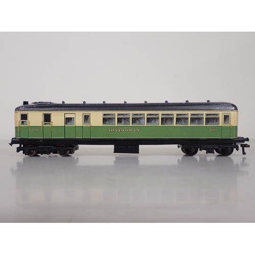 1124 - A boxed Renaissance Limited Edition 00 gauge Sentinel Steam Railmotor in LNER green/cream No.9/30