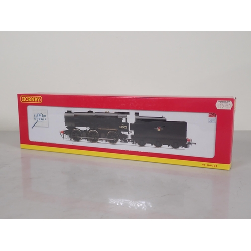 1141 - A boxed Hornby Super Detail 00 gauge Q1 Class Locomotive