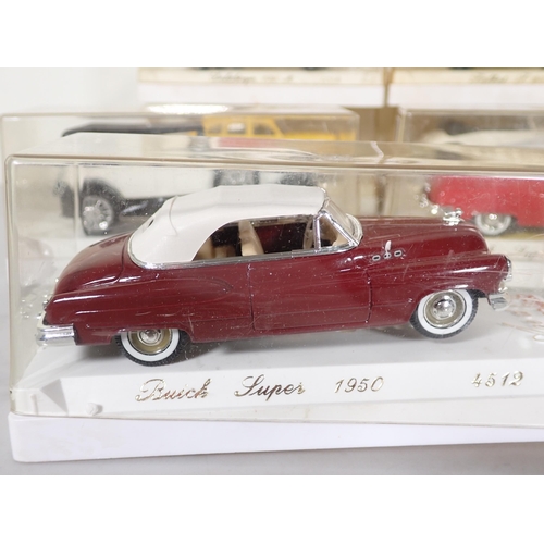 1176 - Twenty perspex box Solido Age d'or diecast Models including Facel Vega, Talbot J23, Rolls Royce, etc... 