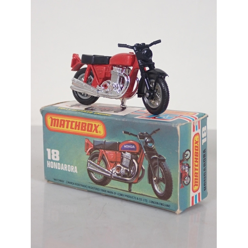 1194 - Five boxed Matchbox Superfast and 75 diecast Models including No.17 The Londoner, No.18 Hondarora, N... 