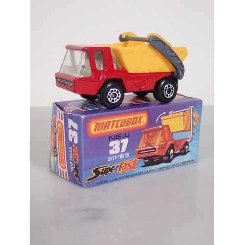 1195 - Five boxed Matchbox Superfast and 75 diecast Models including No.1 Dodge Challenger, No.13 Snorkel F... 