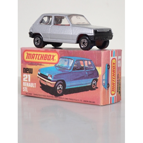 1205 - Five boxed Matchbox Superfast 75 diecast Models  including No.3 Porsche Turbo, No.6 Mercedes Tourer,... 