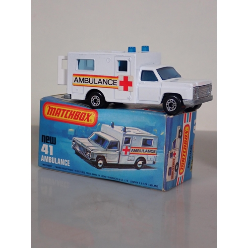 1223 - Five boxed Matchbox Superfast and 75 diecast Models including No.34 Vantastic, No.35 Fandango, No.41... 